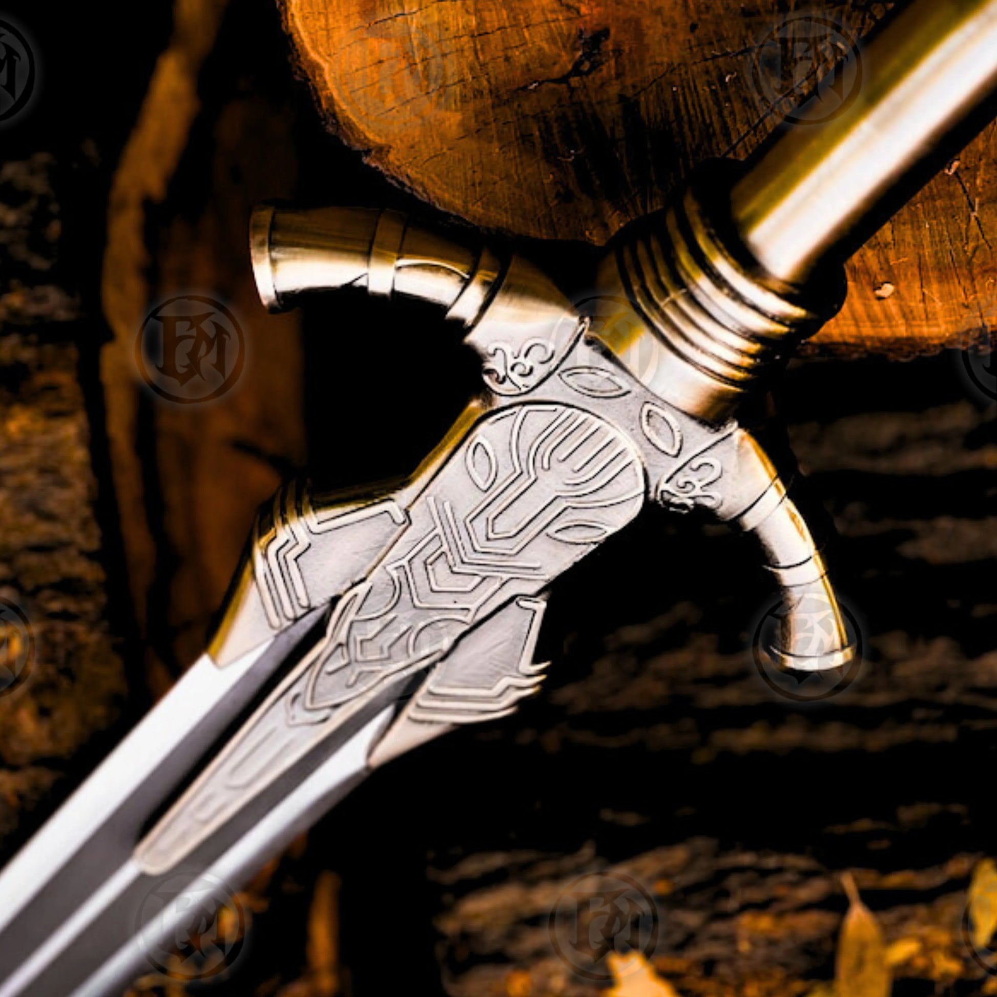 Premium Dark Souls Artorias Greatsword Replica with Ebony Plaque