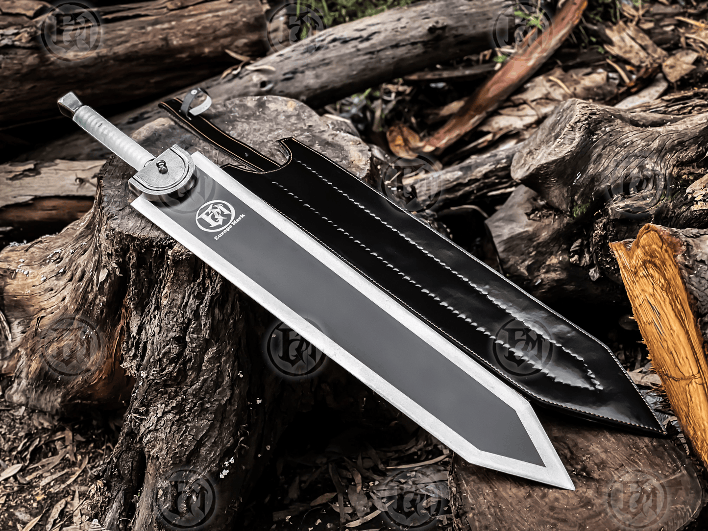  Berserk Guts Dragon Slayer Sword – High-Quality Replica with Leather Handle